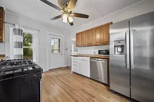 91 Oakwood Ave, Lynn, MA 01902 - Photo 8