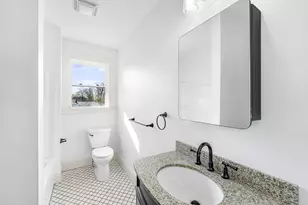 72 Belmont St, Fall River, MA 02720 - Photo 22