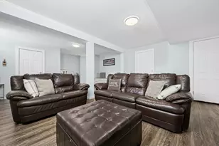 82 Pleasant St, Medfield, MA 02052 - Photo 30