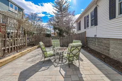 158 Durnell Ave, Boston, MA 02131 - Photo 4