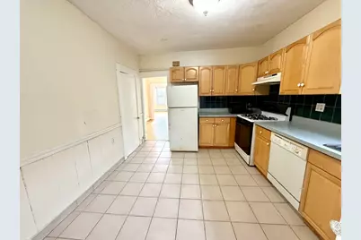 8 Berkeley St #3, Watertown, MA 02472 - Photo 4