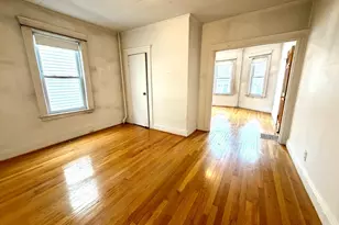 8 Berkeley St, Watertown, MA 02472 - Photo 6