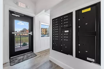 536 Broadway #203, Everett, MA 02150 - Photo 12