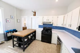 16 Lincoln St, Somerville, MA 02145 - Photo 10
