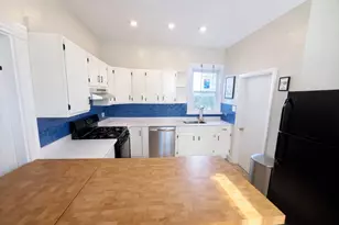 16 Lincoln St, Somerville, MA 02145 - Photo 8