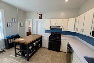 16 Lincoln St, Somerville, MA 02145 - Photo 10