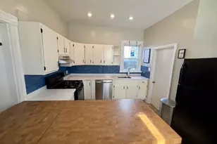 16 Lincoln St, Somerville, MA 02145 - Photo 8