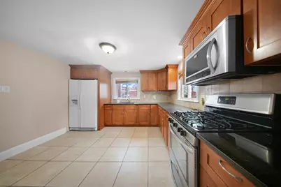 10 Bigelow St #2, Quincy, MA 02169 - Photo 2