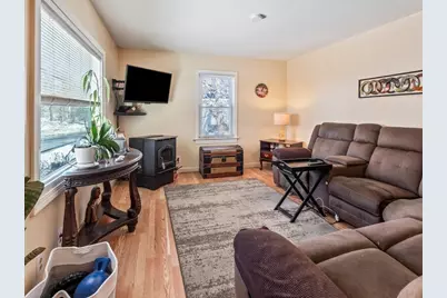 242 Pleasant Street, Leominster, MA 01453 - Photo 22