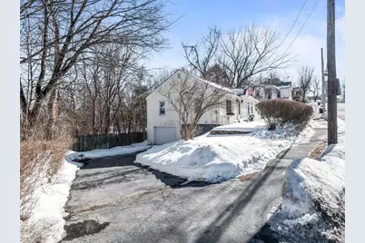 242 Pleasant Street, Leominster, MA 01453 - Photo 4