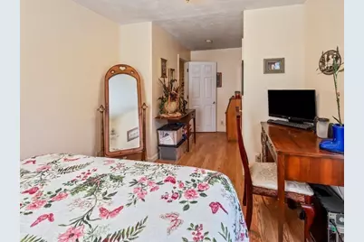 242 Pleasant Street, Leominster, MA 01453 - Photo 20