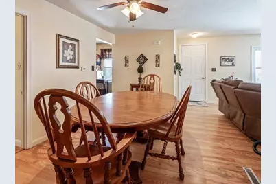 242 Pleasant Street, Leominster, MA 01453 - Photo 16