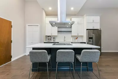 743 E 4th St #205, Boston, MA 02127 - Photo 2