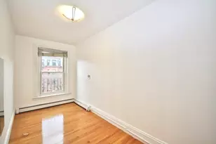218 Newbury St, Boston, MA 02116 - Photo 16