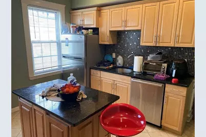 19 Pleasant St #2, Boston, MA 02125 - Photo 2