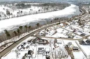 20 Mt Pleasant St, Dracut, MA 01826 - Photo 6