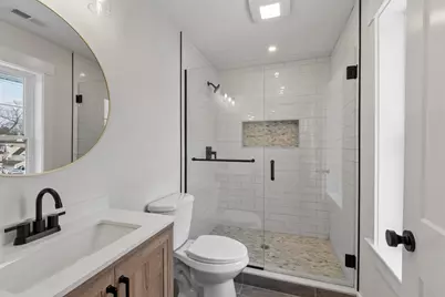20 Mt Pleasant St, Dracut, MA 01826 - Photo 32
