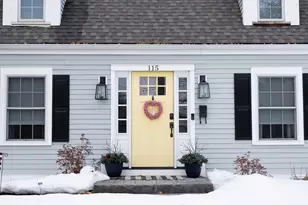 115 Grove St, West Springfield, MA 01089 - Photo 4