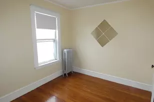 58 Monument St, Medford, MA 02155 - Photo 14