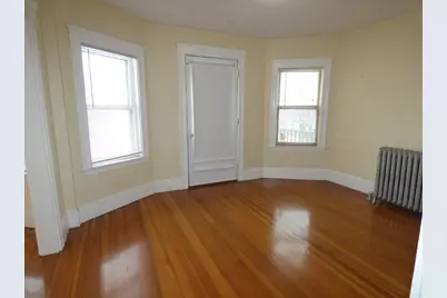 58 Monument St #2, Medford, MA 02155 - Photo 2