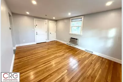 45 North Emerson St. #2, Wakefield, MA 01880 - Photo 8