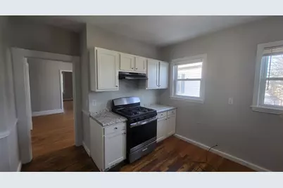 184-190 Pine Street #186, Lowell, MA 01851 - Photo 4