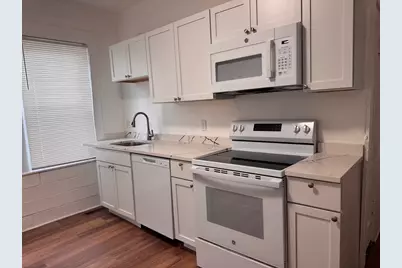 100 Elliot Street #1, Worcester, MA 01605 - Photo 4