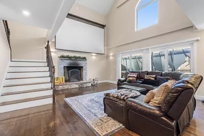 463 Pleasant St, Bridgewater, MA 02333 - Photo 16