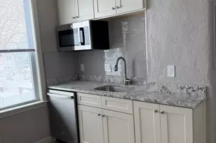 106 Malden St, Everett, MA 02149 - Photo 4