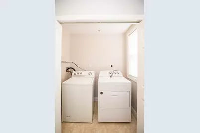 9-1/2 Ames St #2, Worcester, MA 01610 - Photo 16