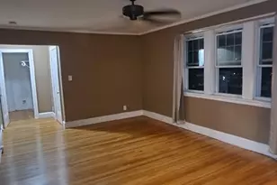 195 Thomas Burgin Pkwy, Quincy, MA 02169 - Photo 8