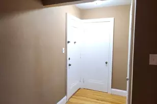 195 Thomas Burgin Pkwy, Quincy, MA 02169 - Photo 10