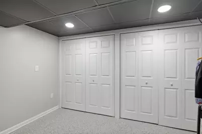30 W Hill Road, Springfield, MA 01109 - Photo 22