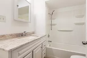 93 Warren St, Fall River, MA 02720 - Photo 12