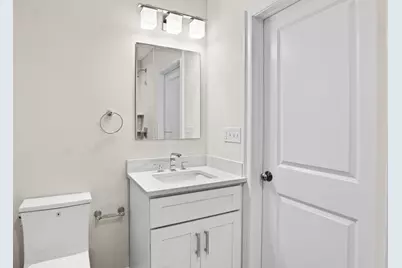 17 Courtyard Place #17, Reading, MA 01867 - Photo 4