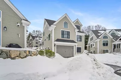 17 Courtyard Place #17, Reading, MA 01867 - Photo 2