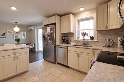 12 Erie Ave, Worcester, MA 01605 - Photo 2