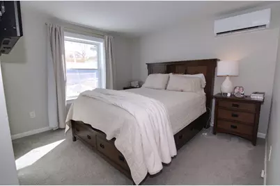 12 Erie Ave, Worcester, MA 01605 - Photo 8