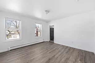 5 Floyd St, Lowell, MA 01852 - Photo 10