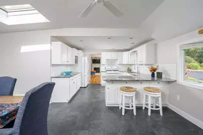 776 Main St, Hanover, MA 02339 - Photo 4