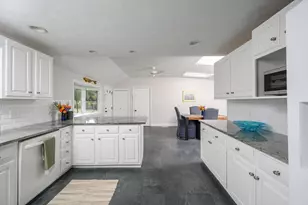 776 Main St, Hanover, MA 02339 - Photo 6