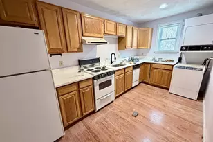 28 Edgeworth St, Weymouth, MA 02169 - Photo 6
