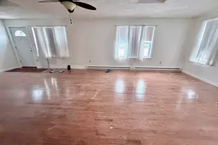 28 Edgeworth St, Weymouth, MA 02169 - Photo 4