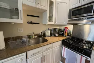 141 Arlington St, Boston, MA 02116 - Photo 10