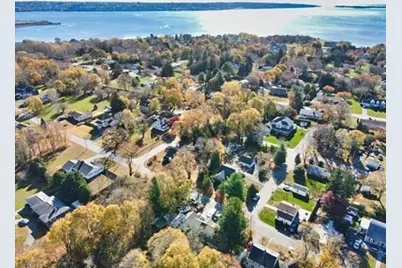 123 Calef Ave, Swansea, MA 02777 - Photo 6