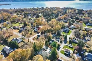 123 Calef Ave, Swansea, MA 02777 - Photo 6