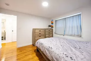 8 Avon St, Somerville, MA 02143 - Photo 10