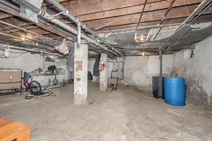 35 Bullard St, Boston, MA 02121 - Photo 36