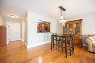 5170 Washington St, Boston, MA 02132 - Photo 10