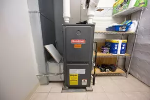 5170 Washington St, Boston, MA 02132 - Photo 20